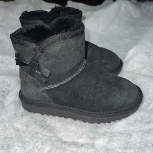 Ugg mini